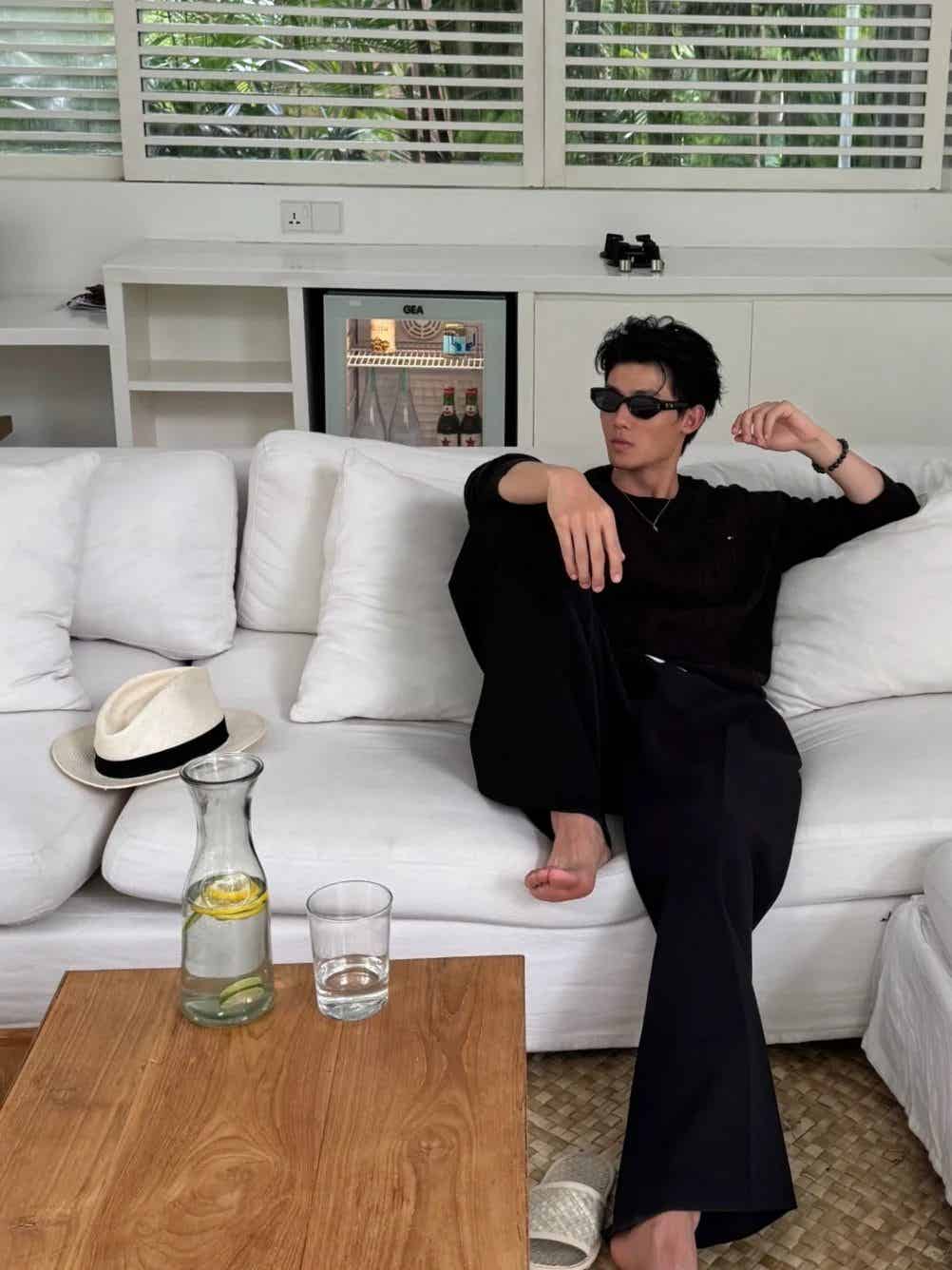 图片[17]-黑皮精瘦型男，时尚穿搭博主-小蓝短视频