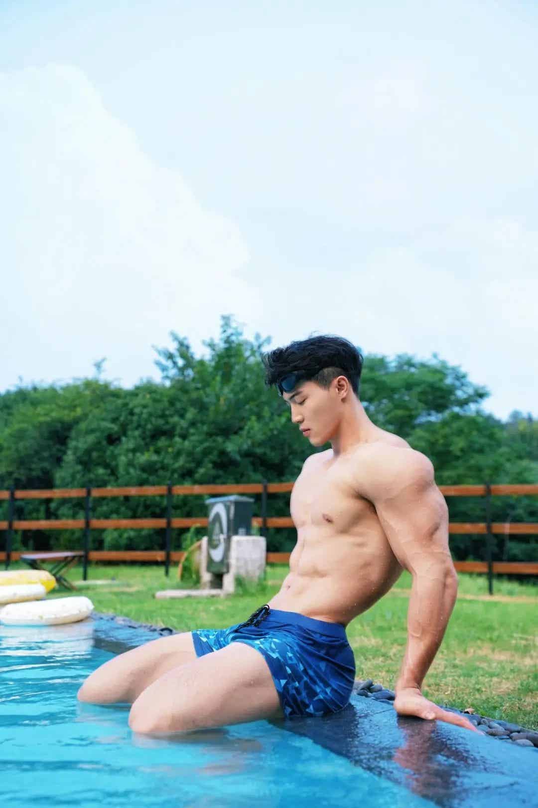 图片[12]-越变越帅的大肌健体模特-小蓝短视频