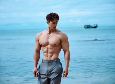 越变越帅的大肌健体模特