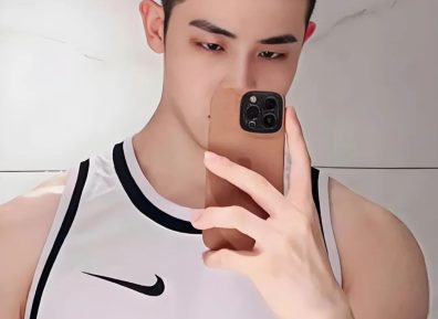 165cm男生别留“锅盖头”发型，试试这3款造型，帅气又显高