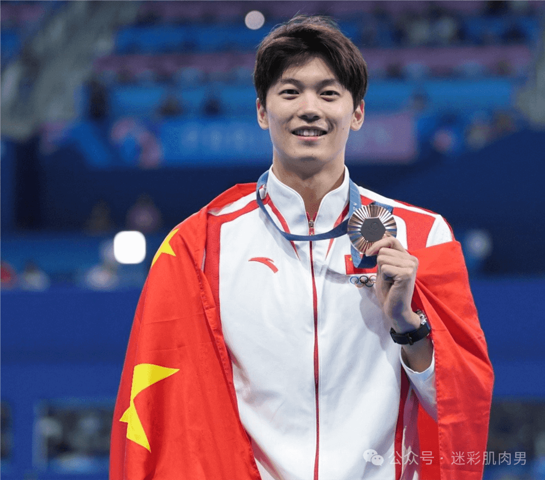 图片[12]-我的天汪顺大片穿白袜短裤露内裤边 ？懂大家想看什么！-小蓝短视频