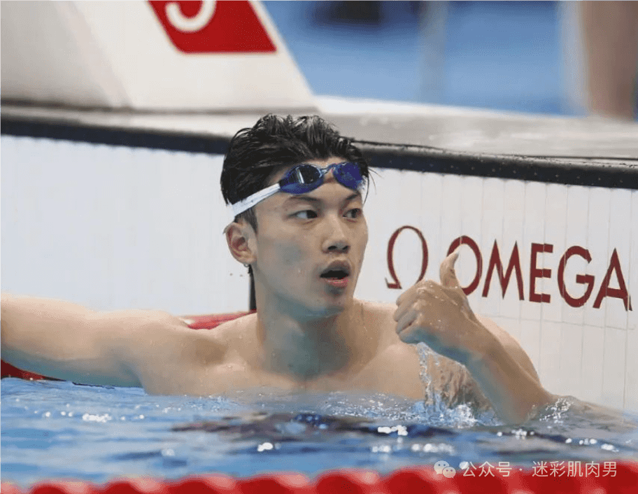 图片[17]-我的天汪顺大片穿白袜短裤露内裤边 ？懂大家想看什么！-小蓝短视频