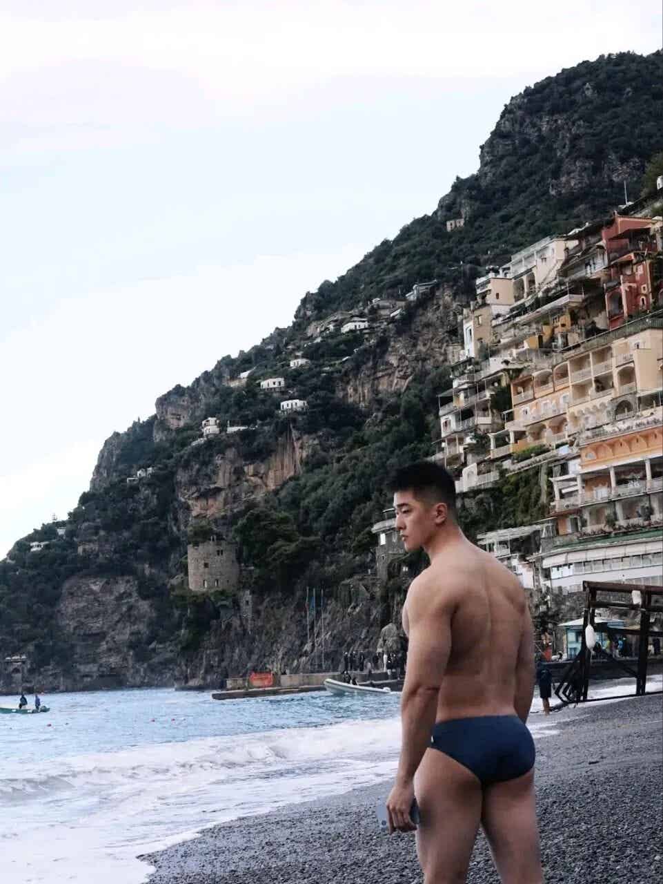 图片[11]-185cm小狼狗天花板！脂包肌身材太惹眼-小蓝短视频