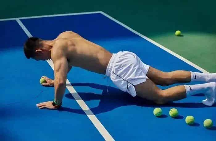 图片[7]-寸头黑皮网球小哥哥，臀也太翘了吧！-小蓝短视频