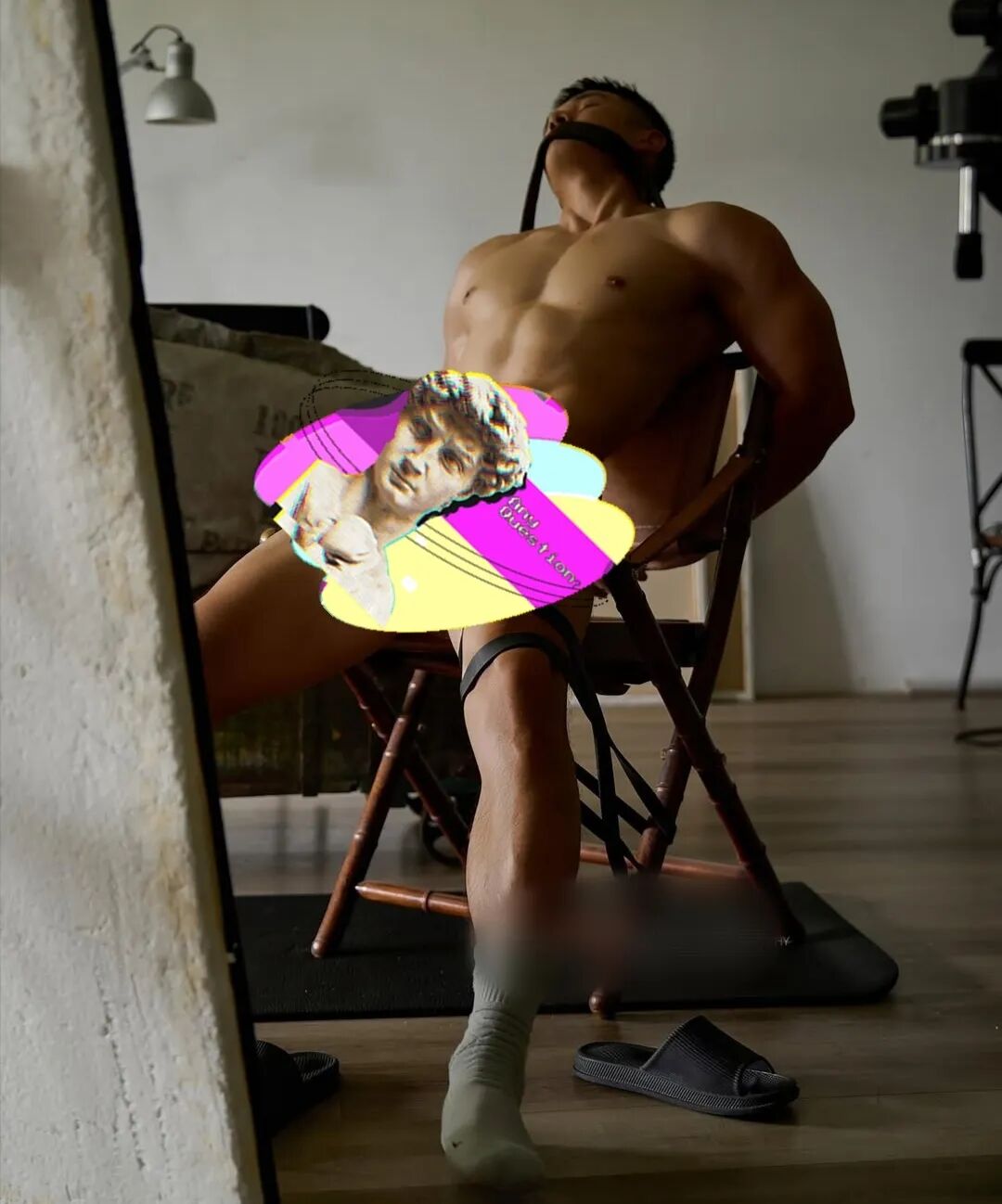 【9月精选】极品性感男模因大尺度爆火推特，翘臀腹肌19禁.....