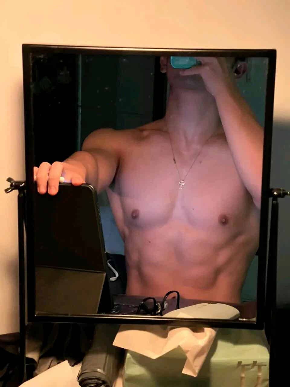 图片[10]-单眼皮眼镜男，又直又欲的东北帅哥-小蓝短视频