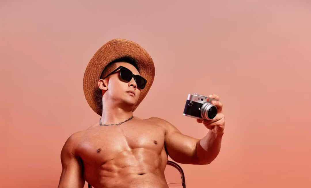 图片[2]-无人能阻挡祝万成！肌肉越来越大 写真越来越爆-小蓝短视频