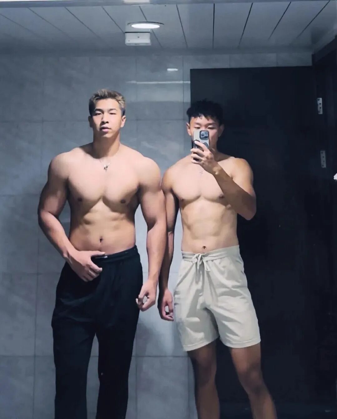 图片[6]-194cm体育生北体极品男菩萨-小蓝短视频