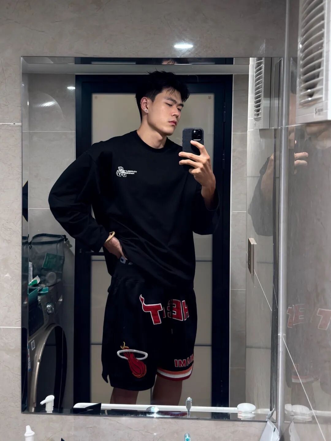 图片[7]-188cm北京薄肌美术生男大，这个鼻子好大啊！-小蓝短视频