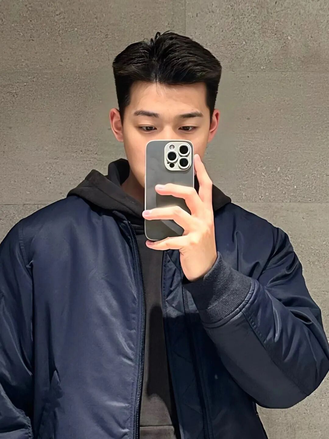 男生理发别只会“稍微剪短”了，试试这3款发型，让你帅出新高度！