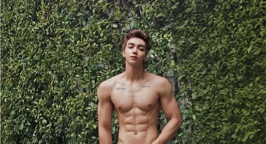 图片[7]-那个开冰箱的肌肉男模找到了！在ins上穿这么少……-小蓝短视频