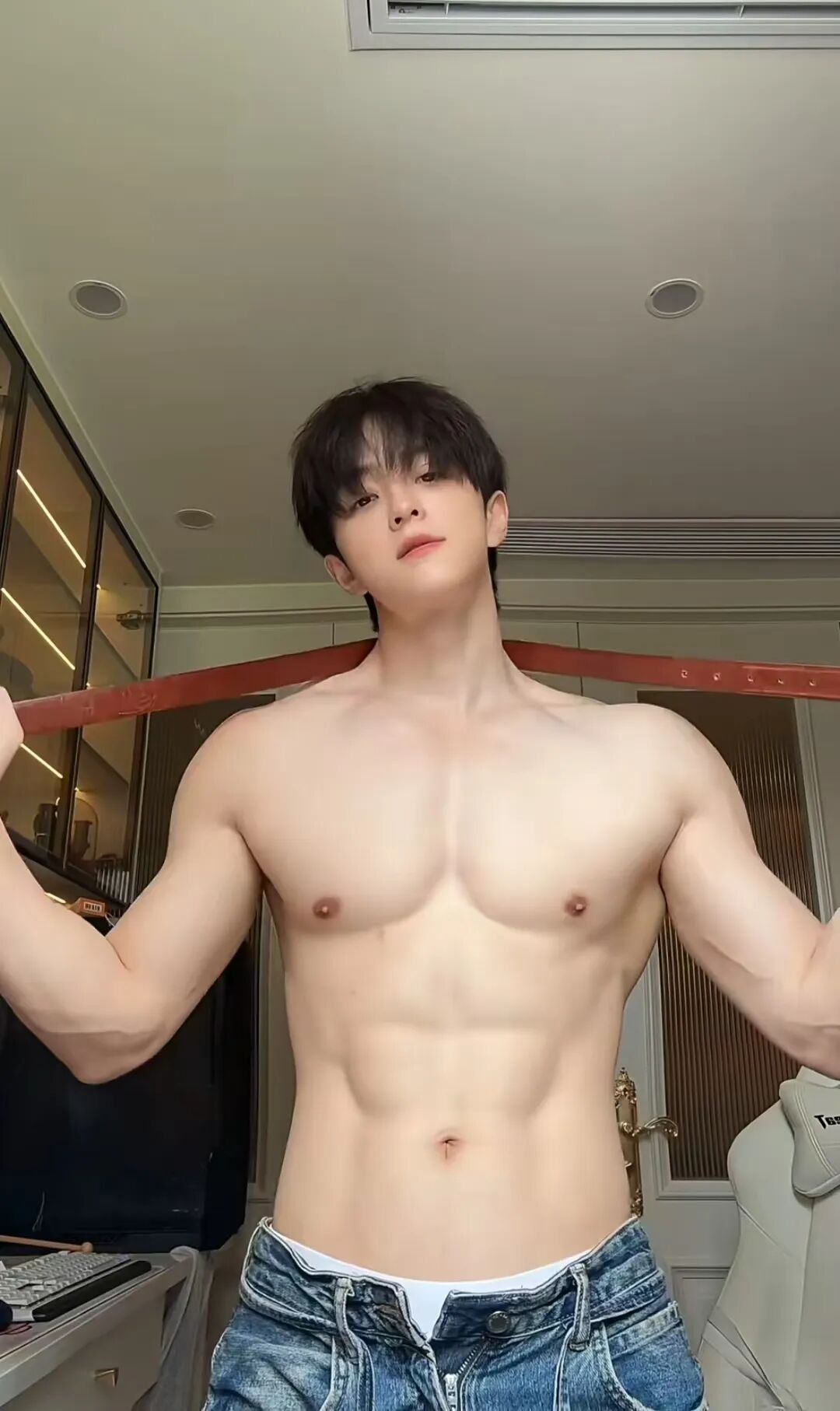 图片[3]-推特爆火的189极品狼狗腰肌肉男大，打桩超持久，男粉们吃的也太好了....-小蓝短视频