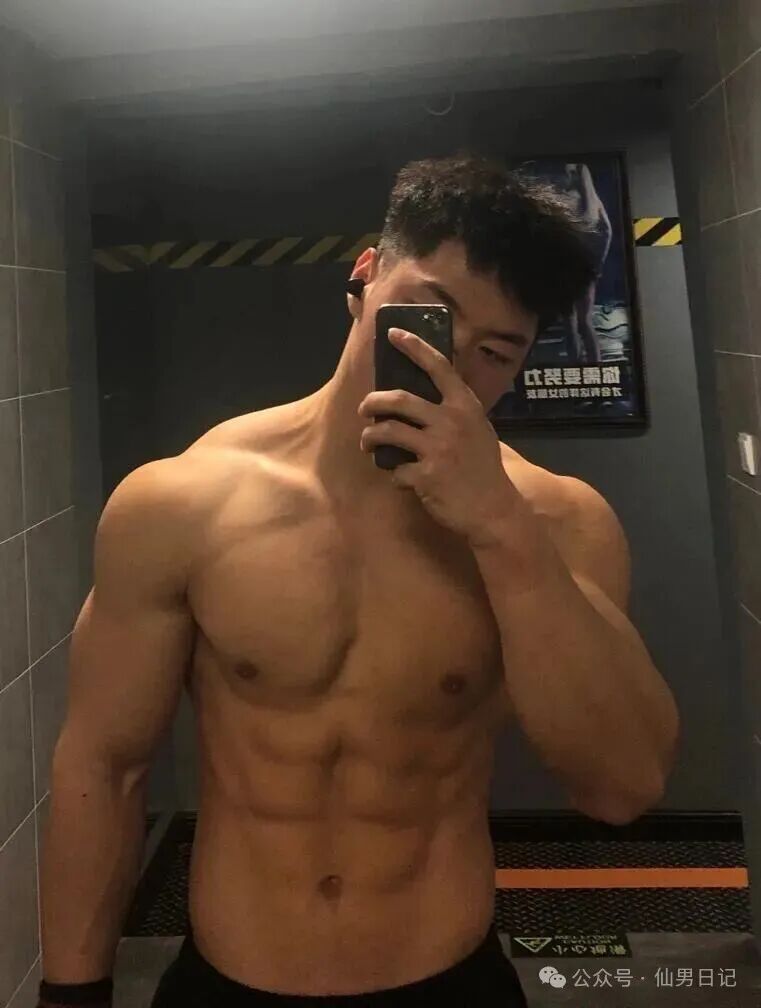图片[24]-00后体育生被采访了，视频你们觉得好看吗？-小蓝短视频