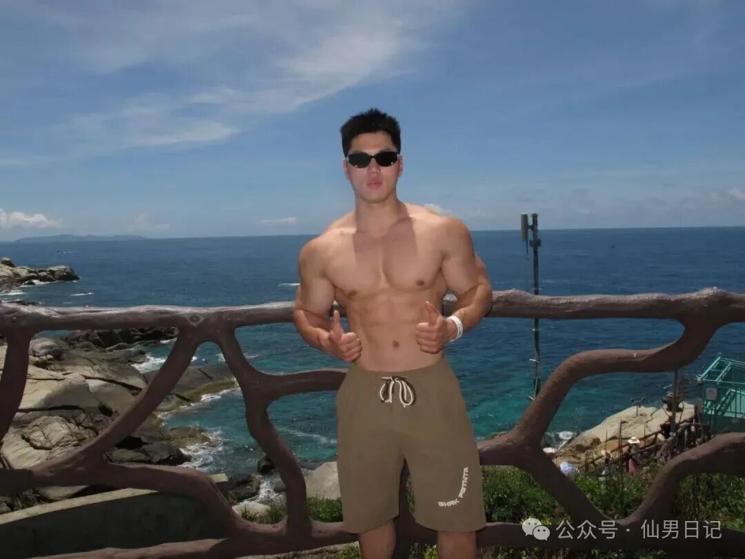 图片[33]-00后体育生被采访了，视频你们觉得好看吗？-小蓝短视频