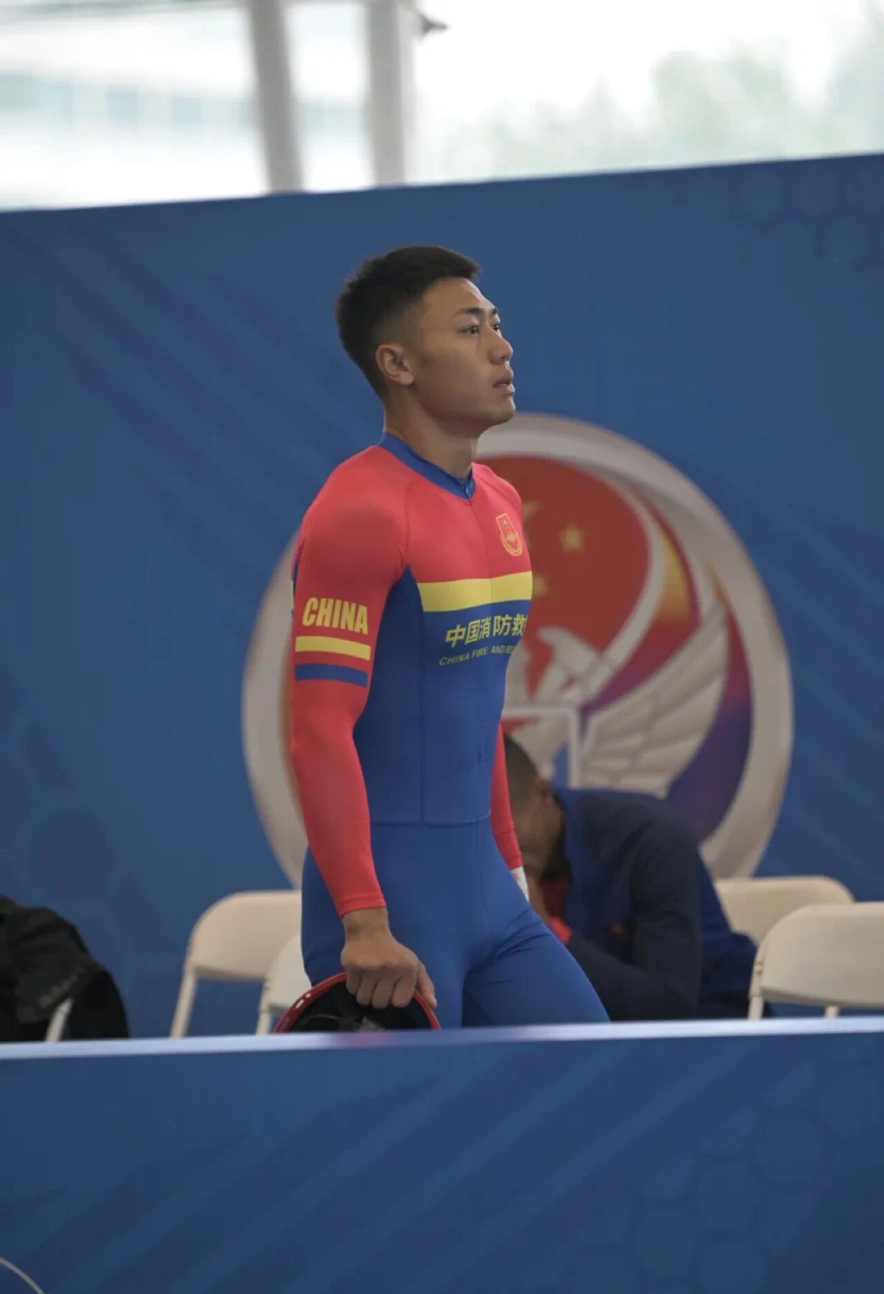 图片[4]-河南消防员小哥紧身裤实力强大，网友：真正的王炸！-小蓝短视频