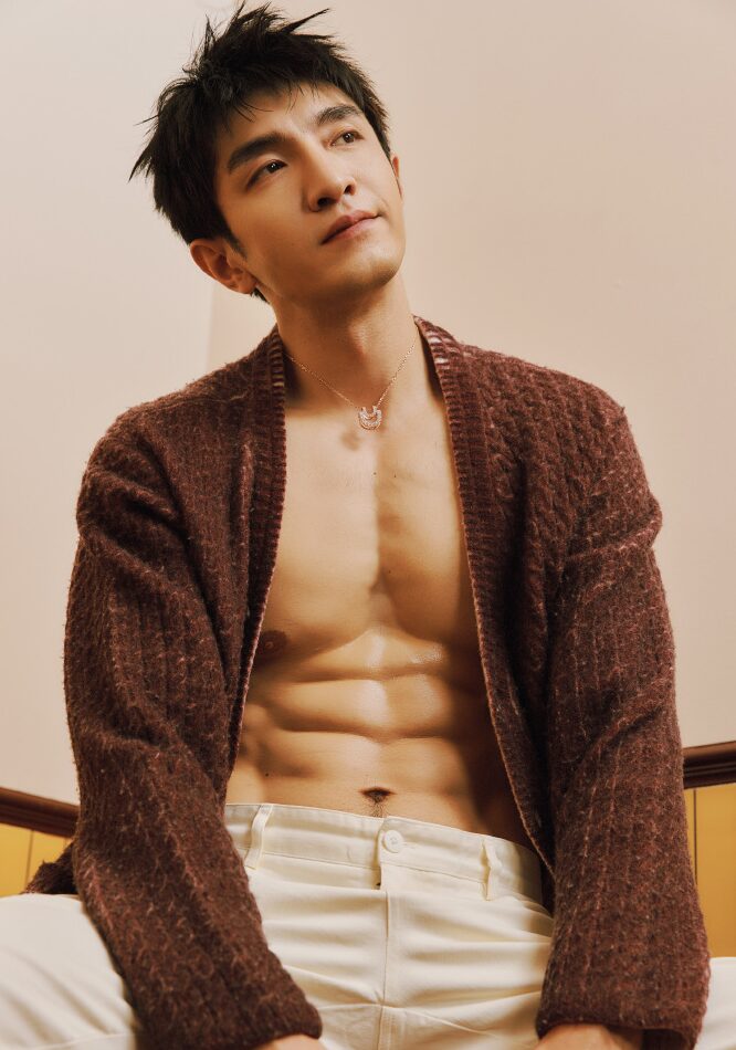 图片[8]-33岁金瀚凭几张健身照杀疯了?网友神评：“这才是铁打的硬汉!”-小蓝短视频