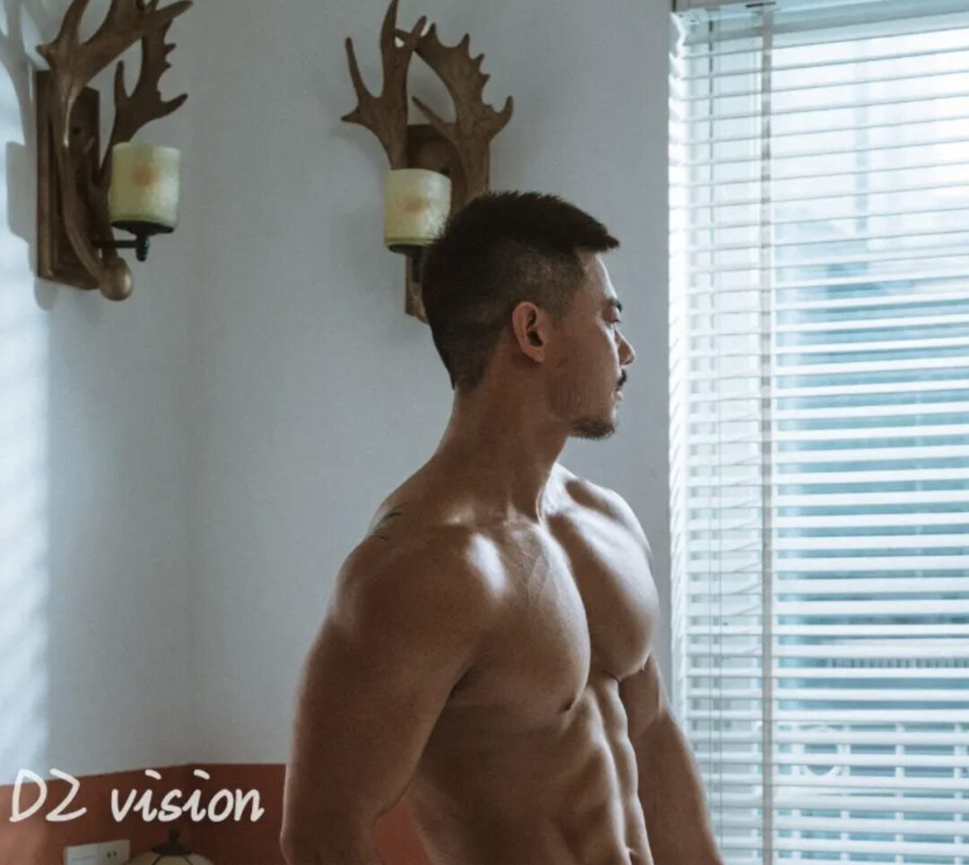 图片[1]-黑皮 白纯棉 卧室 大胸肌 胡子 凸腹 荷尔蒙齐全特浓酥-小蓝短视频