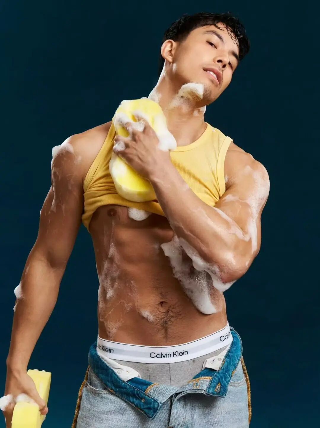 Tony Labrusca新写真，《你好陌生人》已经是6年前的剧了