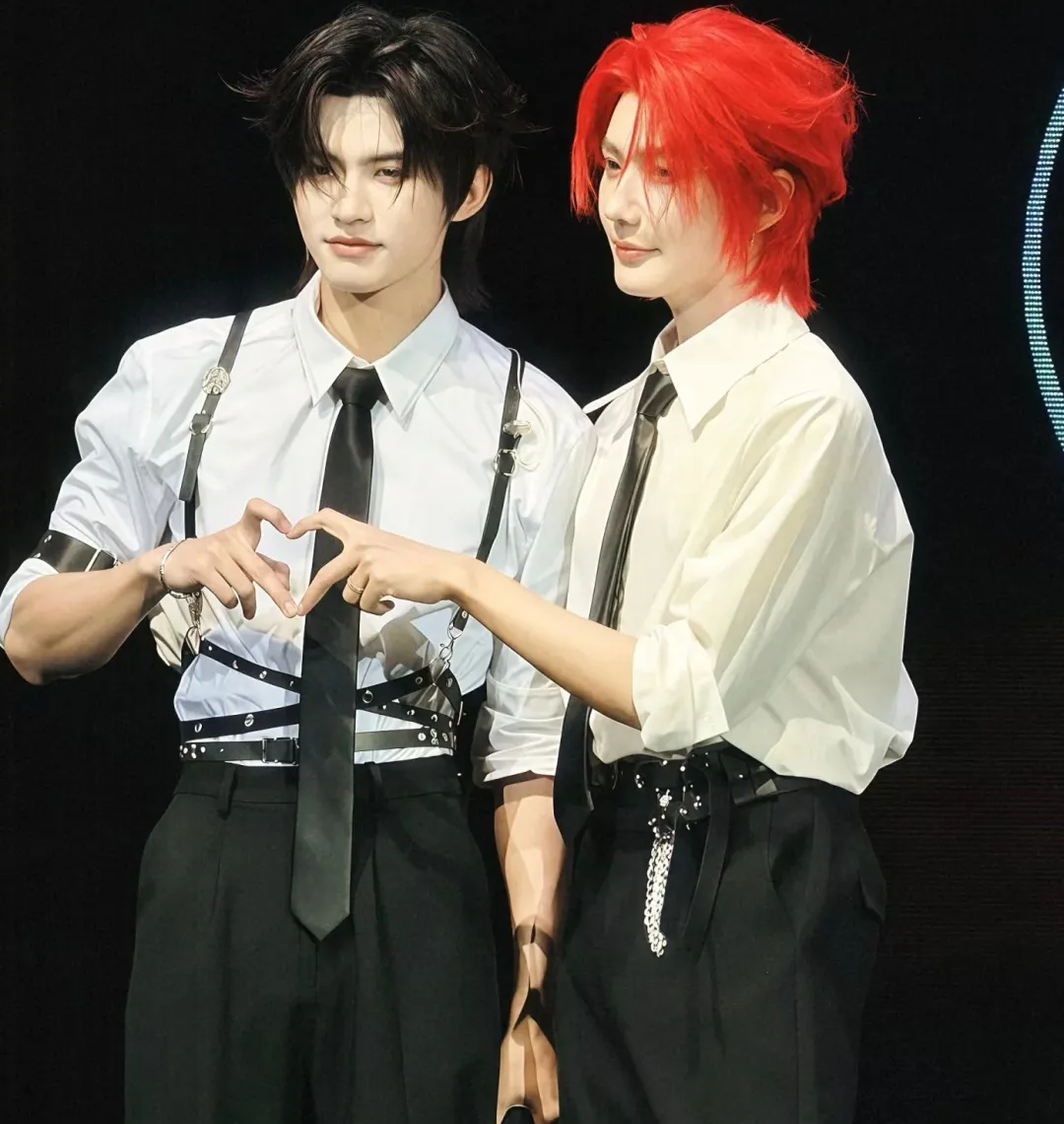 图片[3]-186cm国际模特：跨界演短剧，下海后一战成名！-小蓝短视频