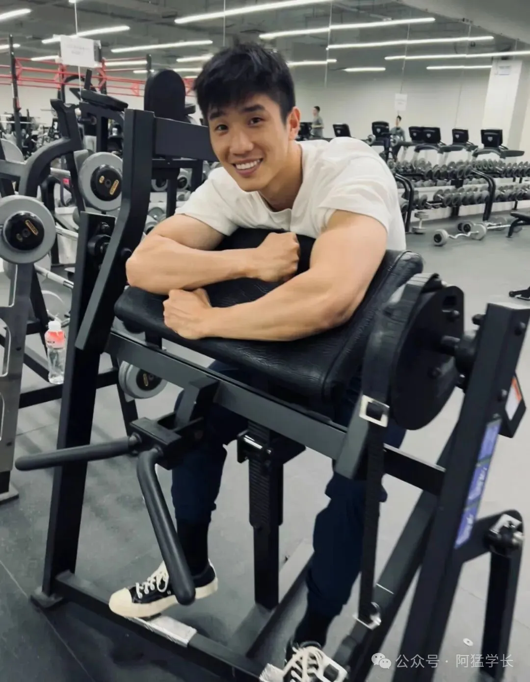 图片[14]-OMG！原来健身教练，都会被女记者采访啊……-小蓝短视频