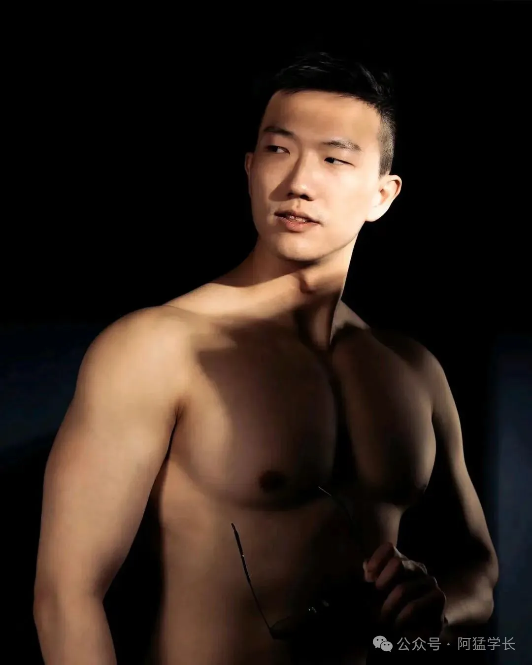 图片[11]-台湾《男生男生配》综艺男主，竟然是X上18万粉丝的网红？！-小蓝短视频