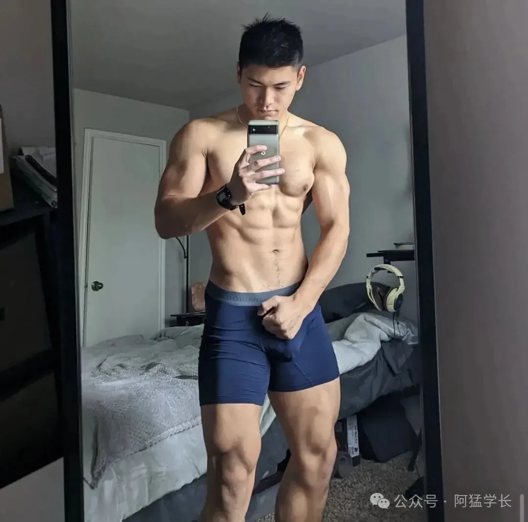 图片[4]-这个推特32W粉的亚裔博主！简直迷倒众生~-小蓝短视频