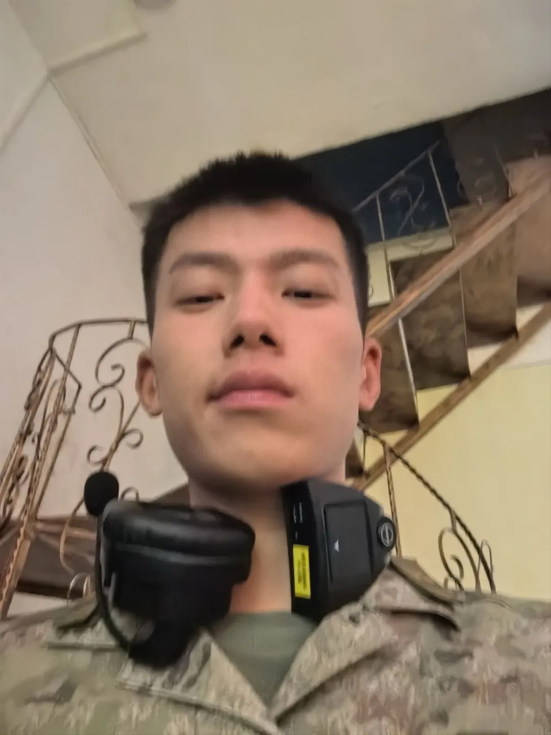 图片[7]-天！圈内网红小哥家贞居然去当了两年兵，现在都退伍了！-小蓝短视频