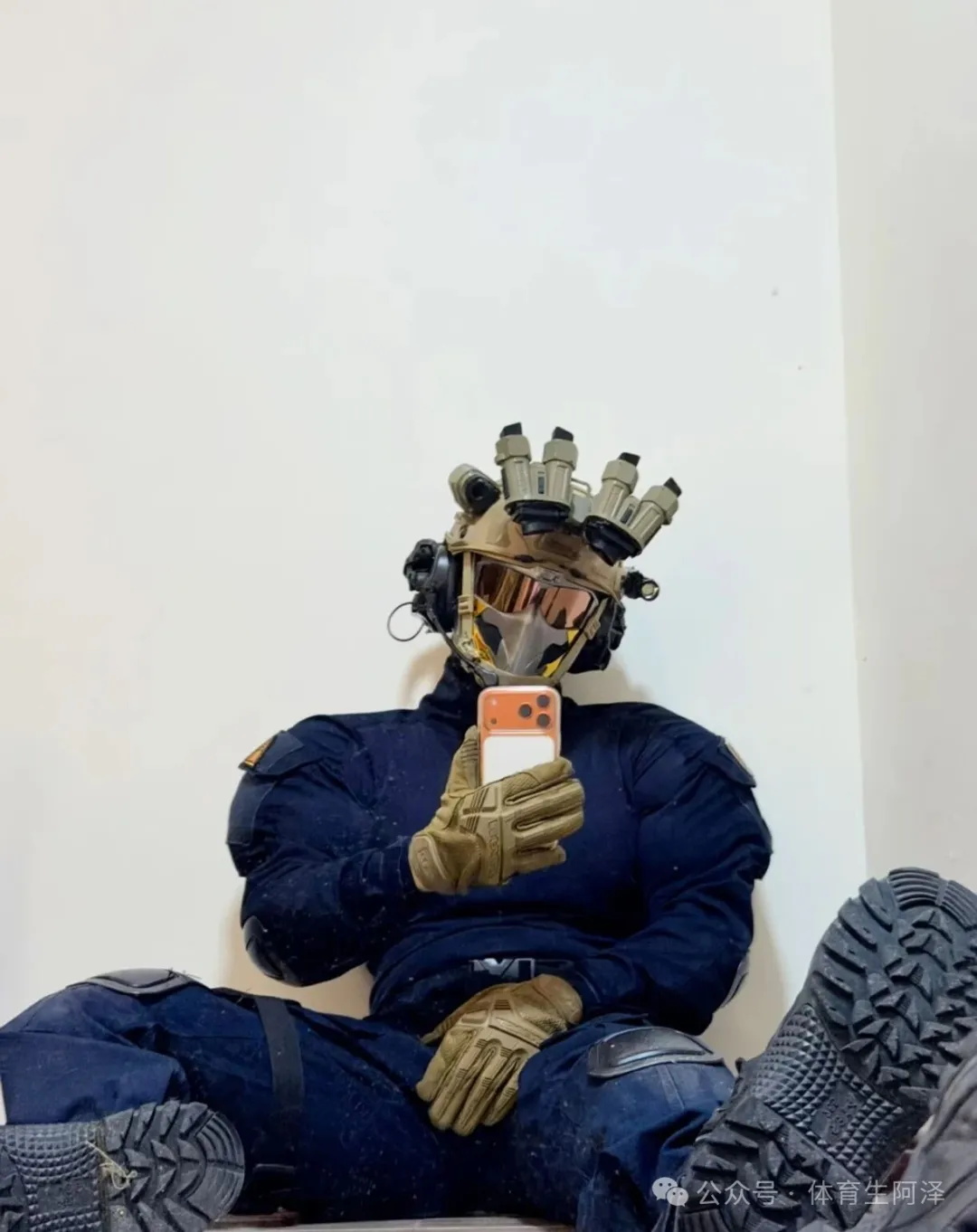 图片[3]-187迷彩肌肉男男友视角爆火？粗腿大包太诱人....-小蓝短视频