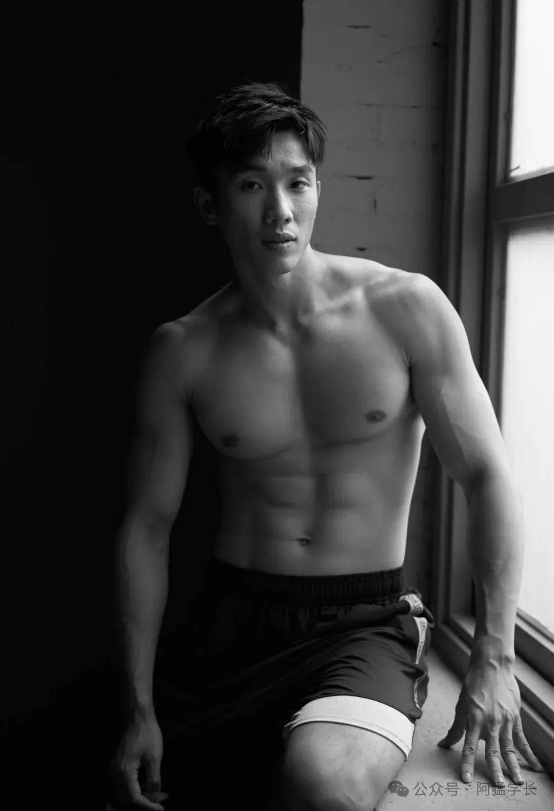 图片[13]-OMG！原来健身教练，都会被女记者采访啊……-小蓝短视频