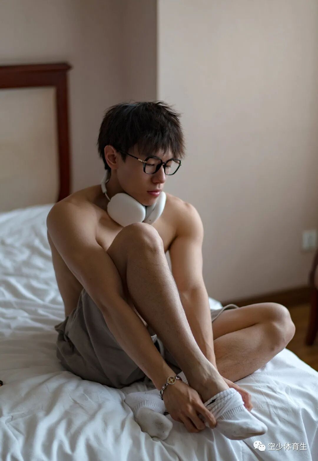 图片[3]-清秀小奶狗和健壮小狼狗，阳光帅气的小哥哥-小蓝短视频